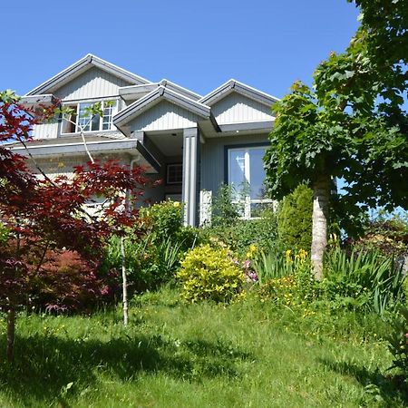 Jane'S Cozy Suite Surrey Exterior foto
